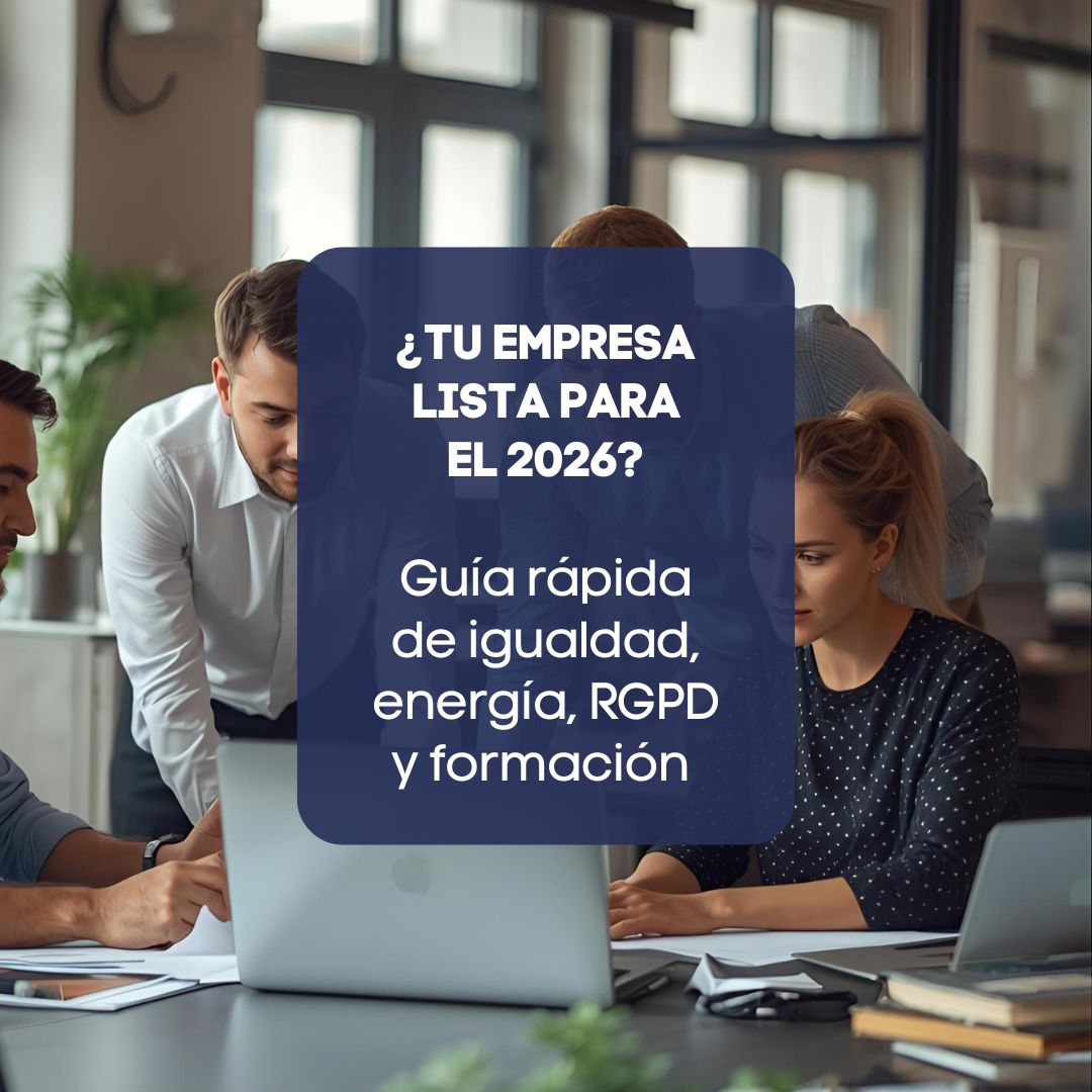 Equipo de profesionales en una oficina moderna, simbolizando tu empresa lista para 2026
